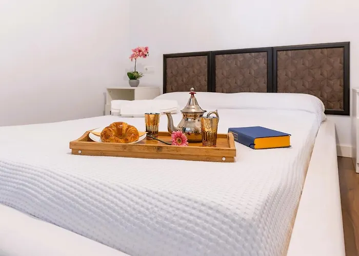 Santa Paula Loft *